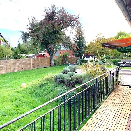 Traumgarten Premium Ferienwohnung Mit Pool * Gaienhofen (Baden-Wurttemberg)