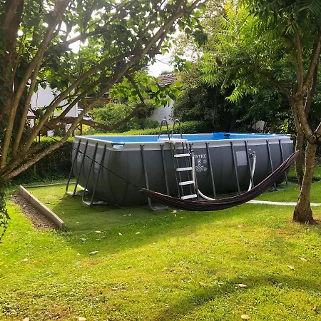 Traumgarten Premium Ferienwohnung Mit Pool Lägenhet Gaienhofen (Baden-Wurttemberg)